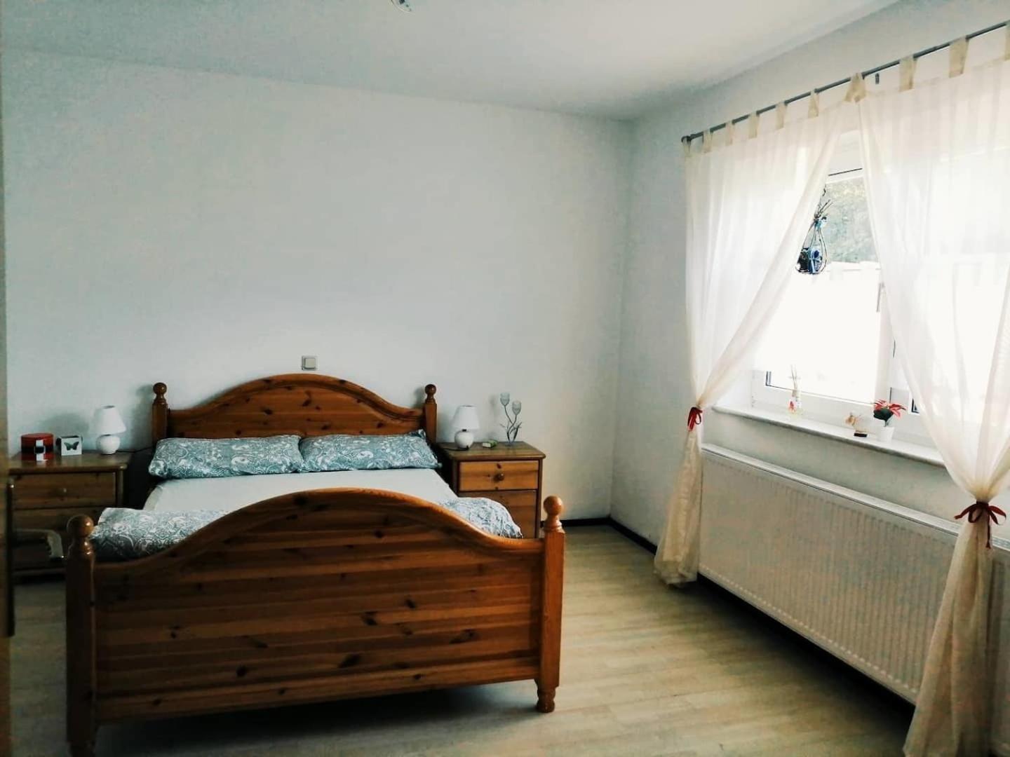 Апартаменти 76 Qm Whg Im Eg Haus-Wohlfuehloase Vor Der Haustuer Гладенбах Екстер'єр фото