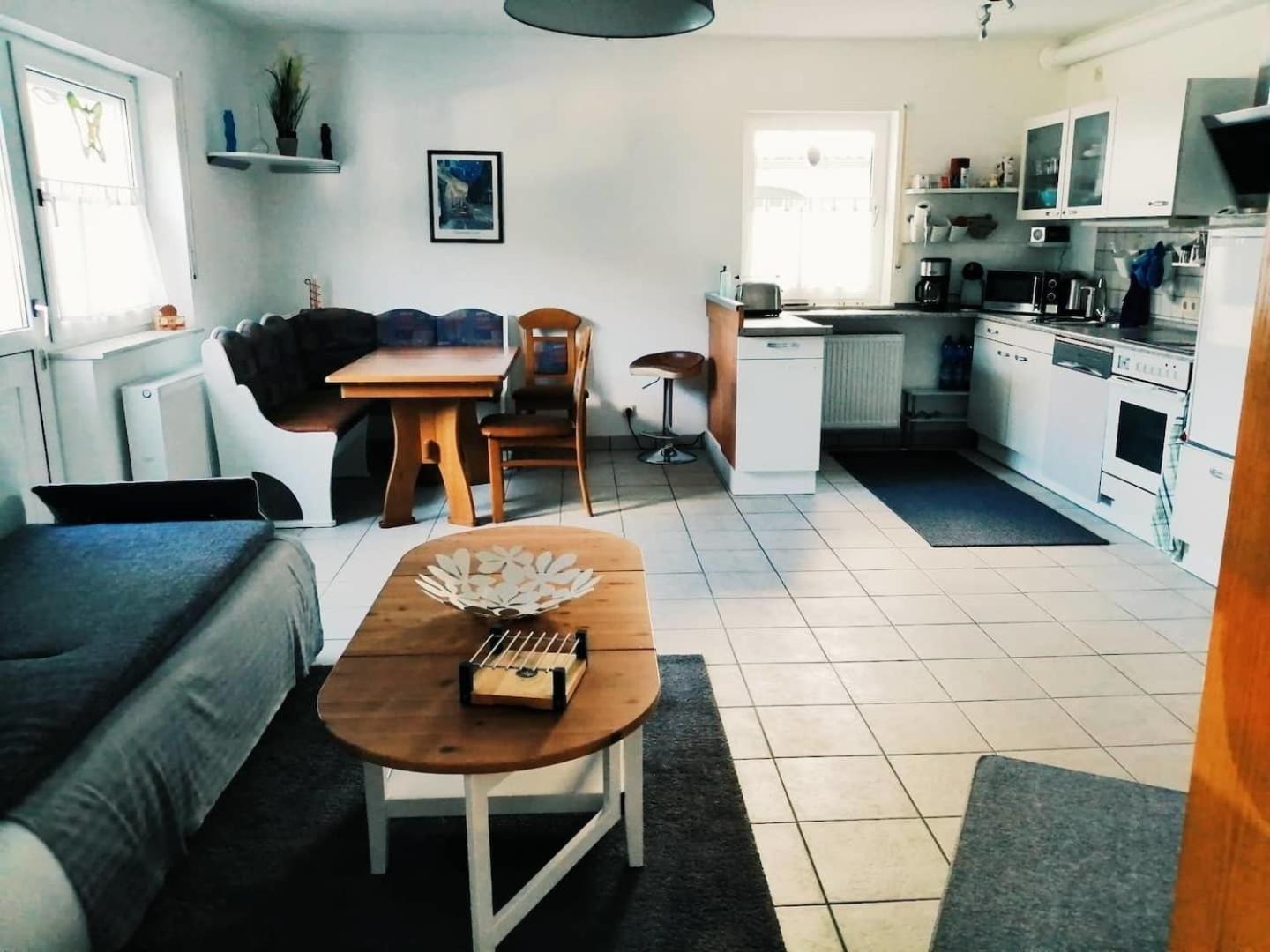 Апартаменти 76 Qm Whg Im Eg Haus-Wohlfuehloase Vor Der Haustuer Гладенбах Екстер'єр фото